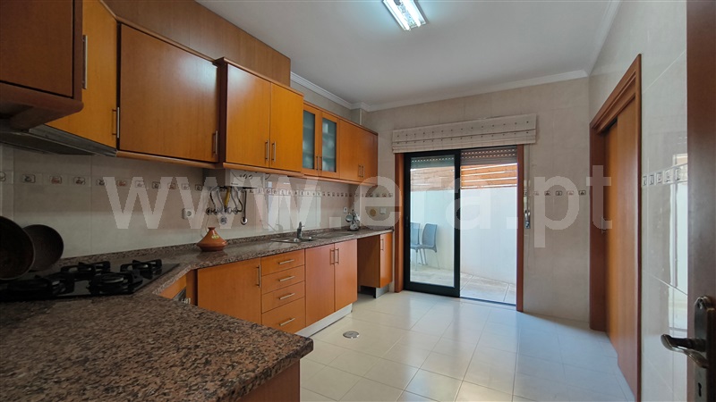 Apartamento T3 / Oliveira do Bairro, Bustos, Troviscal e Mamarrosa