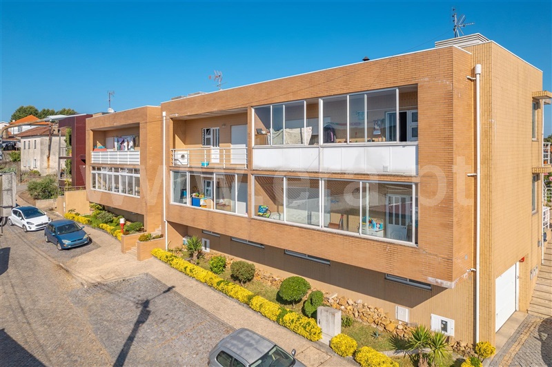 Apartamento T3 / Paços de Ferreira, Meixomil