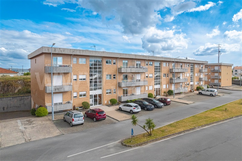 Apartamento T3 / Paços de Ferreira, Seroa