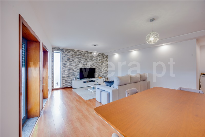 Apartamento T3 / Paredes, Baltar