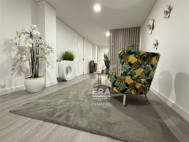 Apartamento T3 / Penafiel, 1- Centro