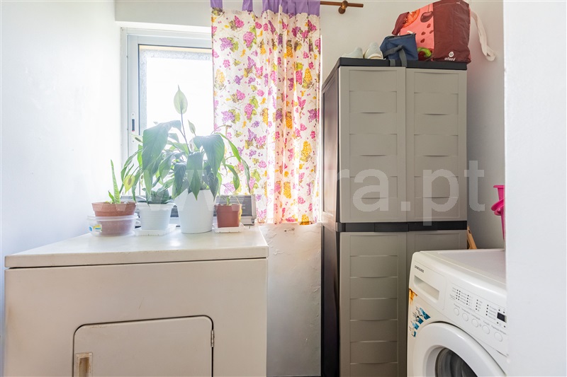 Apartamento T3 / Ponta Delgada, Arrifes - More