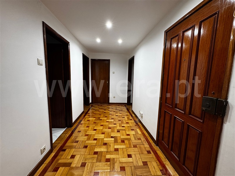 Apartamento T3 / Porto, Campanhã