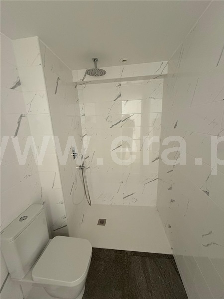 Apartamento T3 à venda em Lordelo do Ouro e Massarelos, Porto — foto 16