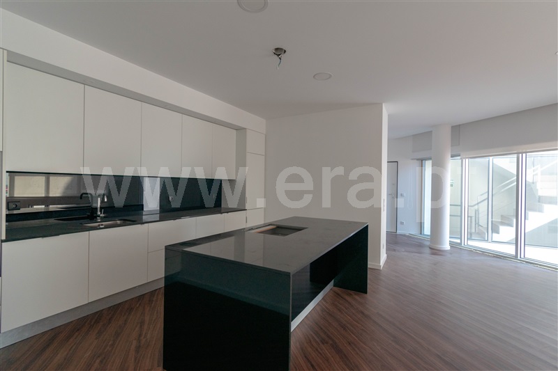 Apartamento T3 à venda em Lordelo do Ouro e Massarelos, Porto — foto 4
