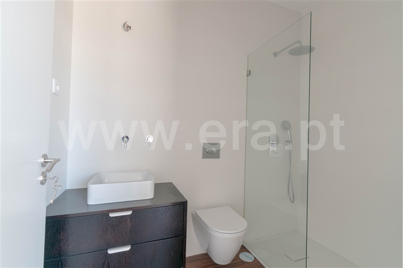 Apartamento T3 à venda em Lordelo do Ouro e Massarelos, Porto — foto 16