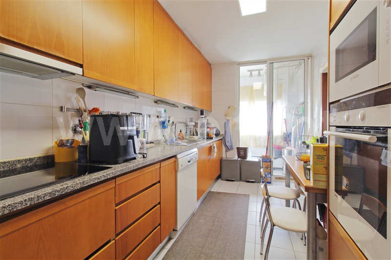 Apartamento T3 / Porto, Paranhos