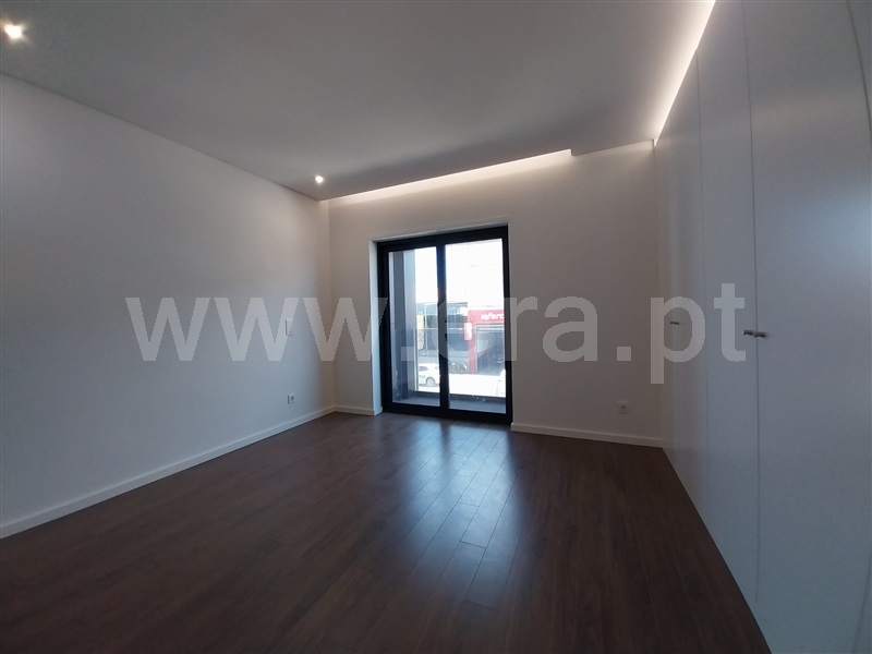 Apartment in Porto - More