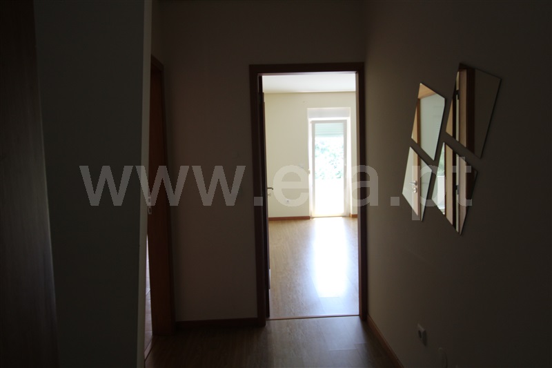 Apartamento T3 à venda em Fonte Arcada e Oliveira, Póvoa de Lanhoso — foto 8