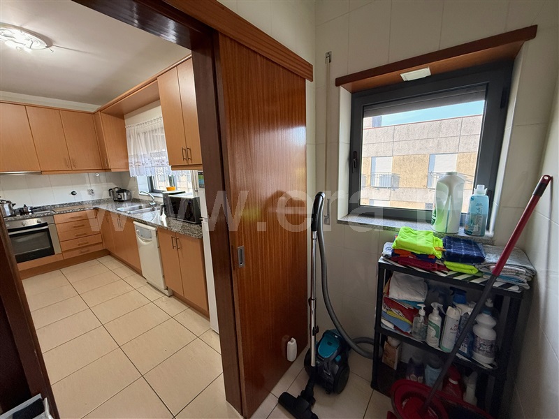 Apartamento T3 à venda em Póvoa de Lanhoso (Nossa Senhora do Amparo), Póvoa de Lanhoso — foto 4