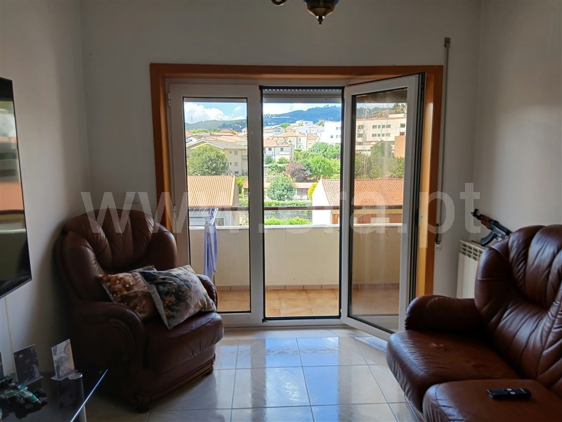 Apartamento T3 à venda em Póvoa de Lanhoso (Nossa Senhora do Amparo), Póvoa de Lanhoso — foto 4