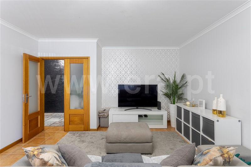 Apartamento T3 / Santa Maria da Feira, Fiães