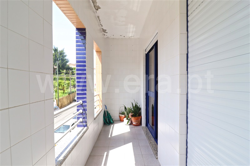 Apartamento T3 / Santa Maria da Feira, Fiães