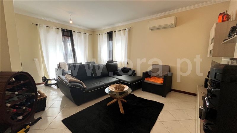 Apartamento T3 Santa Maria da Feira, Lobão, Gião, Louredo e Guisande - 1455032 - 2