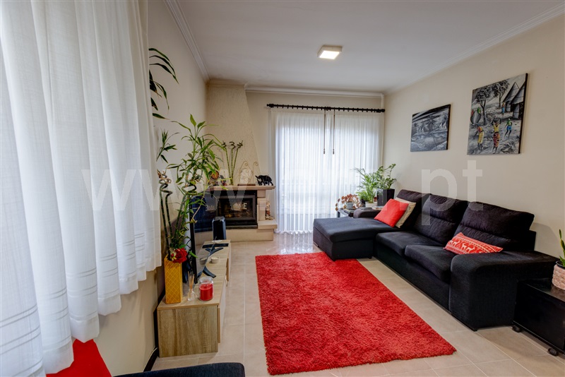 Apartamento T3 / Santa Maria da Feira, Paços de Brandão - View 3