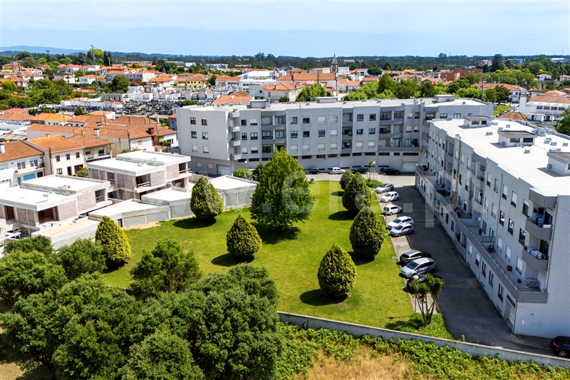 Apartamento T3 / Santa Maria da Feira, Paços de Brandão