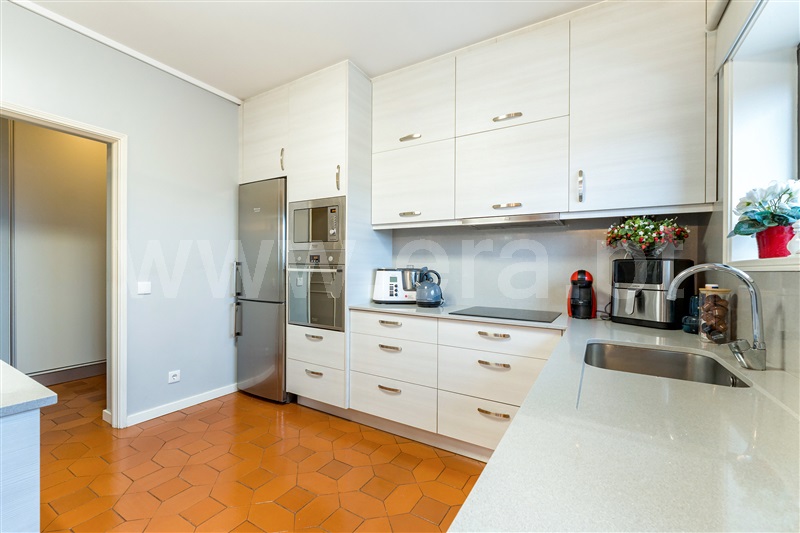 Apartamento T3 à venda em Paços de Brandão, Santa Maria da Feira — foto 5