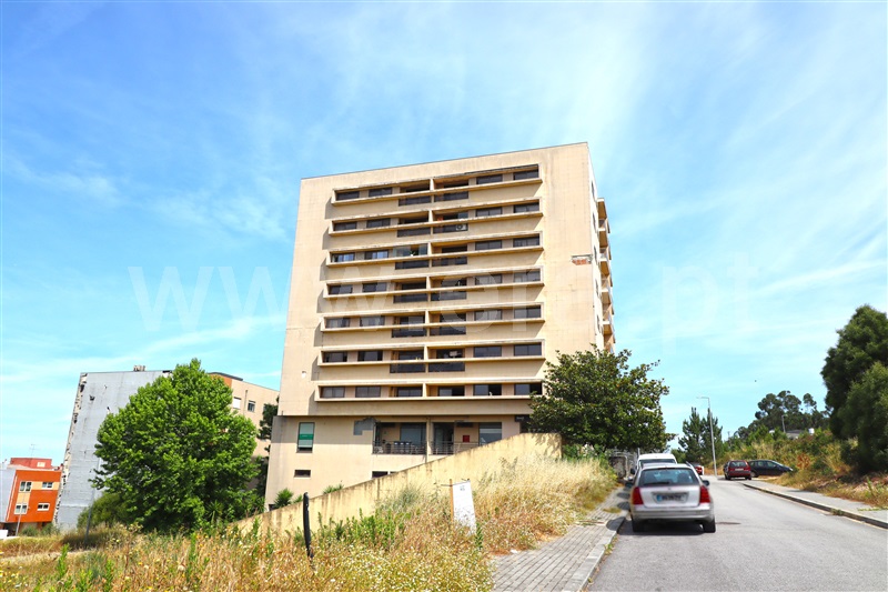 Apartamento T3 / Santa Maria da Feira, Qtª Areeiro