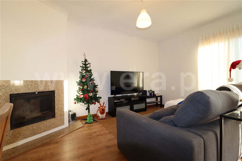 Apartamento T3 / Santa Maria da Feira, Sá Carneiro e Travanca