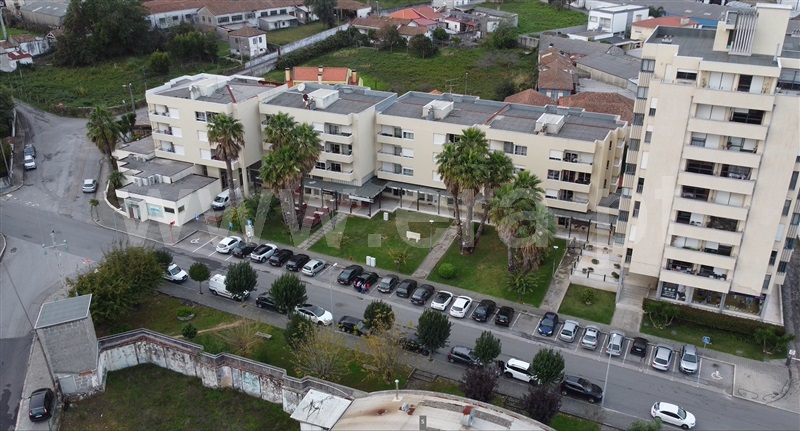 Apartamento T3 / Santa Maria da Feira, Santa Maria de Lamas