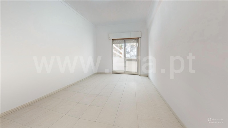 Apartamento T3 à venda em Amora, Seixal — foto 2