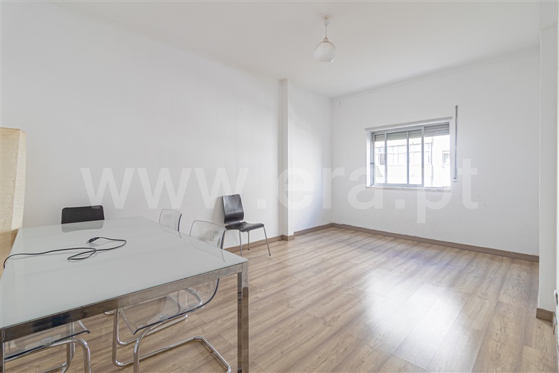 Apartamento T3 / Seixal, Amora