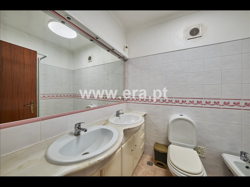 Apartamento T3 à venda em Cruz de Pau, Seixal — foto 17