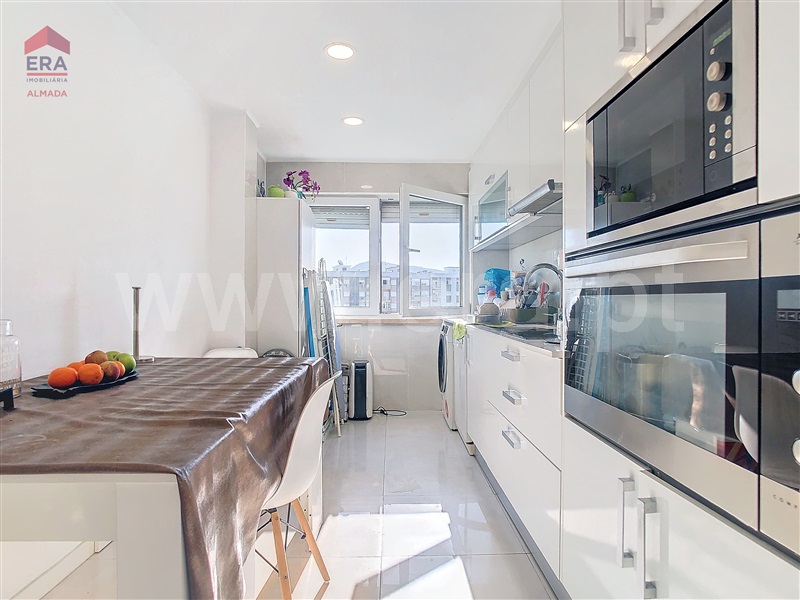 Apartamento T3 à venda em Setúbal (São Julião, Nossa Senhora da Anunciada e Santa Maria da Graça), Setúbal — foto 3