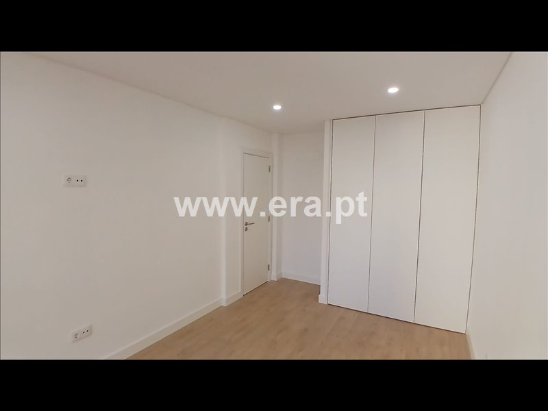 Apartamento T3 à venda em Setúbal (São Julião, Nossa Senhora da Anunciada e Santa Maria da Graça), Setúbal — foto 4