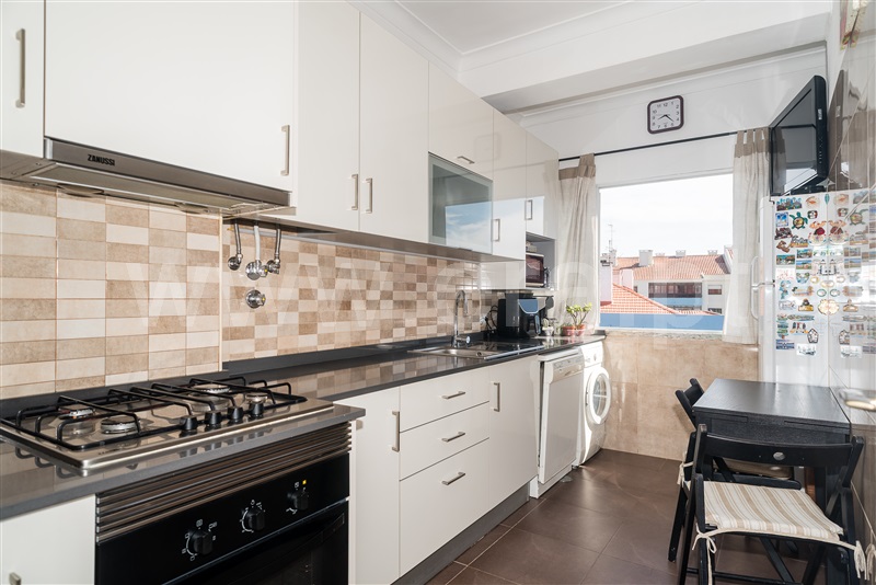 Apartamento T3 / Sintra, Cacém e São Marcos
