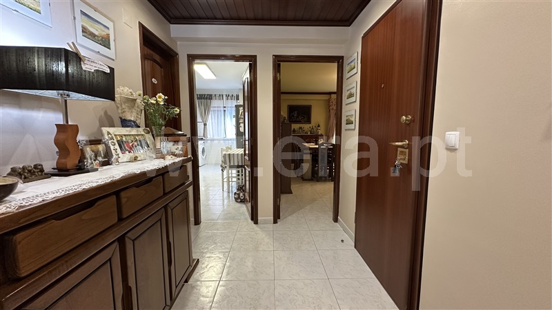 Apartamento T3 / Sintra, Massamá e Monte Abraão