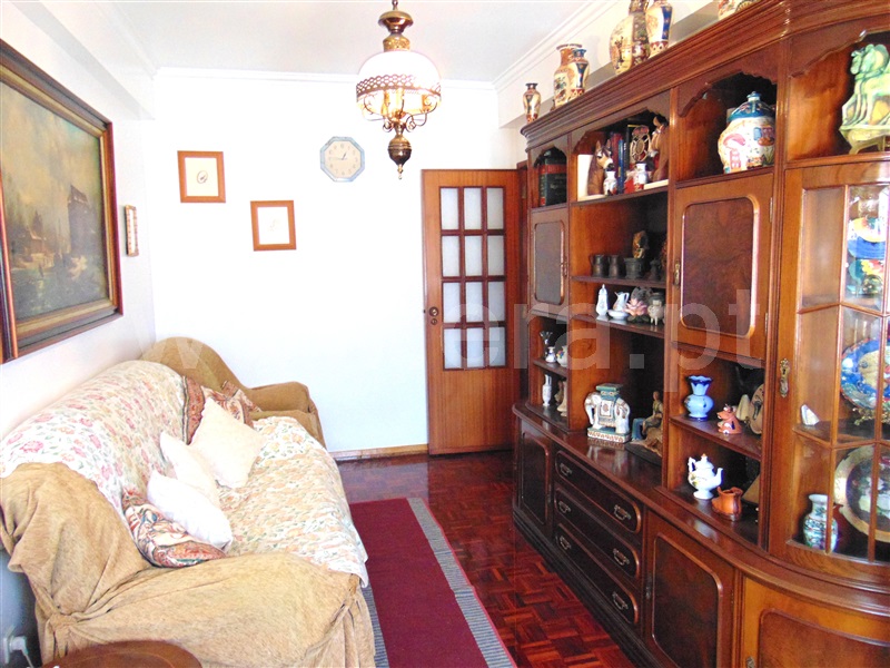 Apartamento T3 / Sintra, Mercês