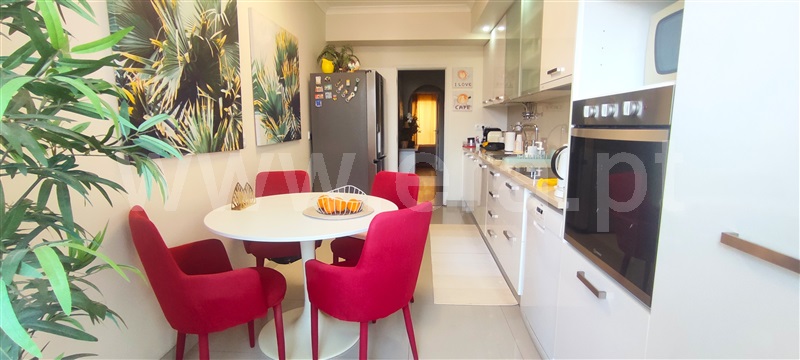 Apartamento T3 / Sintra, Queluz
