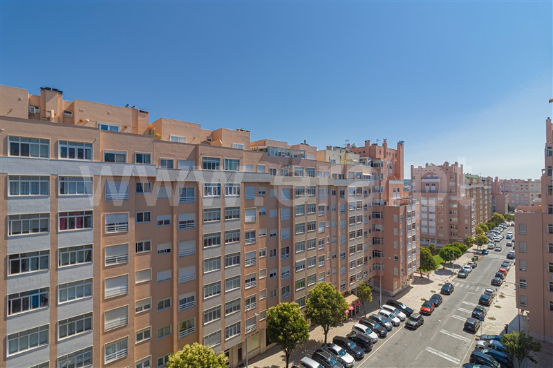 Apartamento T3 / Sintra, Rio de Mouro