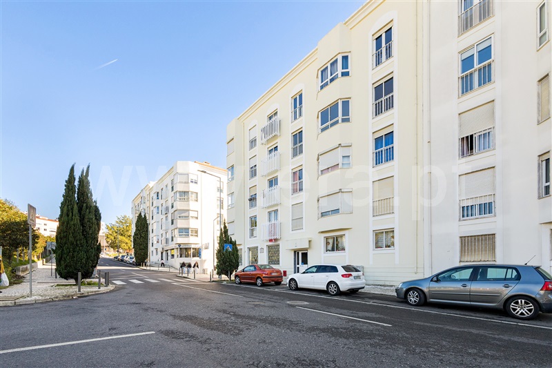 Apartamento T3 / Sintra, Rio de Mouro