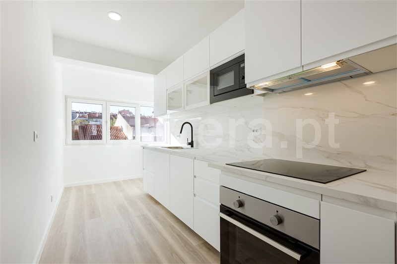 Apartamento T3 / Sintra, Rio de Mouro