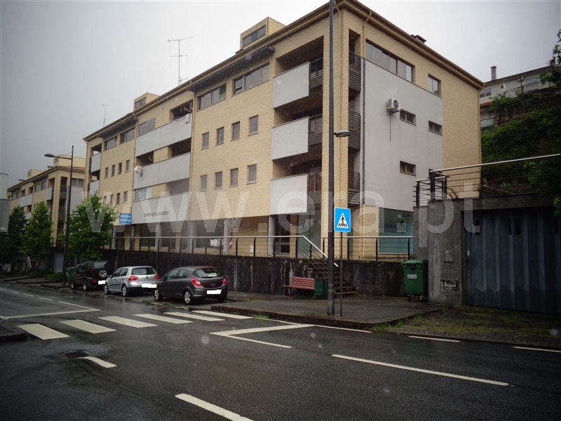 Apartamento T3 / Terras de Bouro, Moimenta