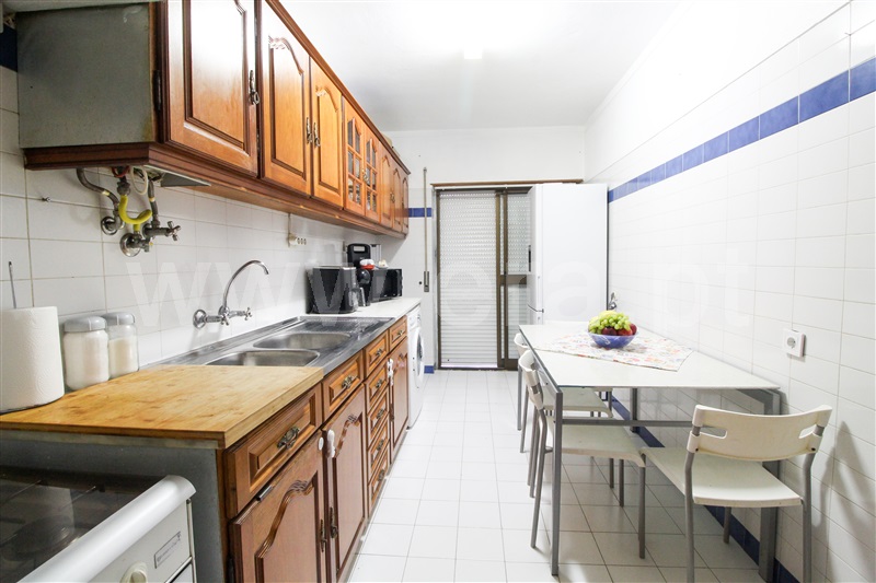Apartamento T3 / Torres Vedras, Santa Maria, São Pedro e Matacães