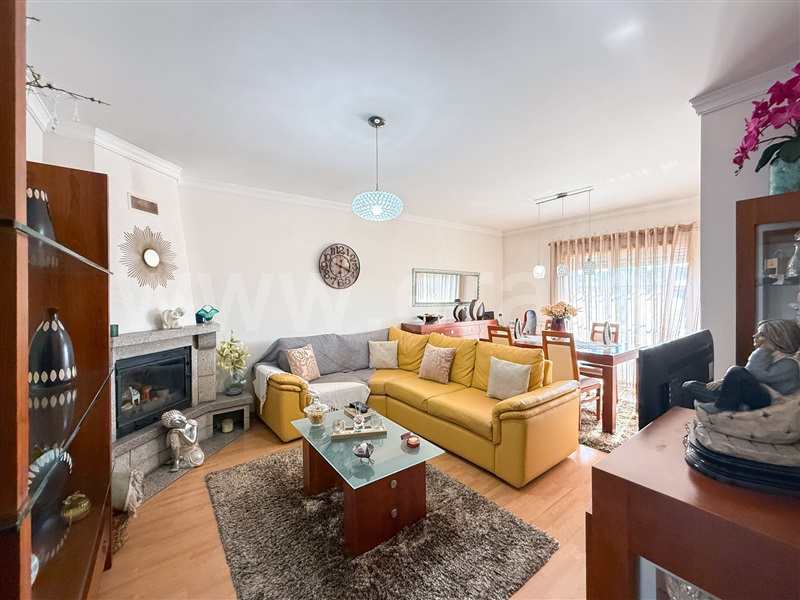 Apartamento T3 / Trofa, Coronado (São Romão e São Mamede)