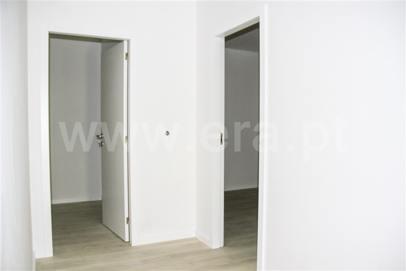 Apartamento T3 Vale de Cambra, Vila Chã, Codal e Vila Cova de Perrinho - 1407103 - 3
