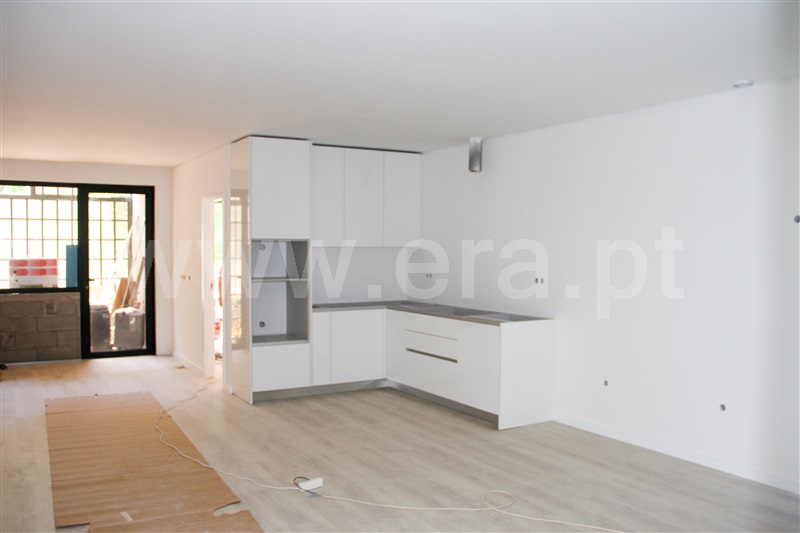 Apartamento T3 Vale de Cambra, Vila Chã, Codal e Vila Cova de Perrinho - 1407103 - 4
