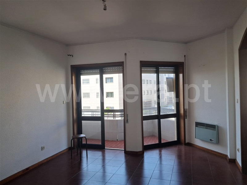Apartamento T3 / Vila do Conde, Árvore