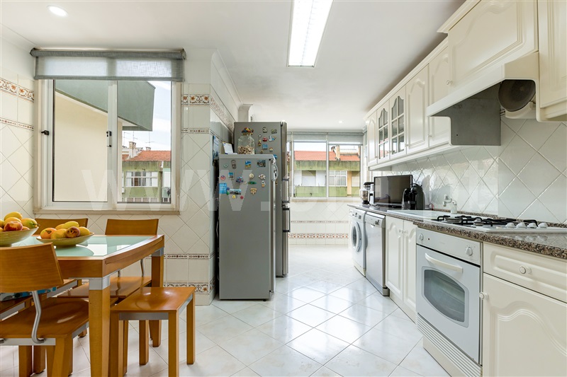 Apartamento T3 / Vila Franca de Xira, Alverca do Ribatejo e Sobralinho