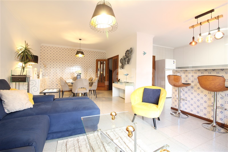 Apartamento T3 / Vila Nova de Famalicão, Ribeirão