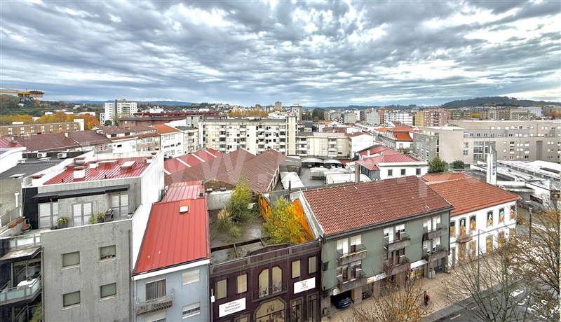 Apartamento T3 / Vila Nova de Famalicão, Vila Nova de Famalicão e Calendário