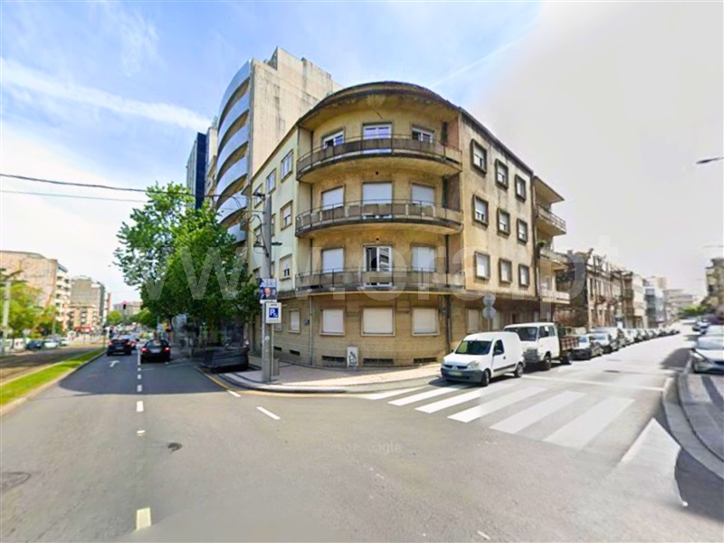 Apartamento T3 / Vila Nova de Gaia, Avenida República