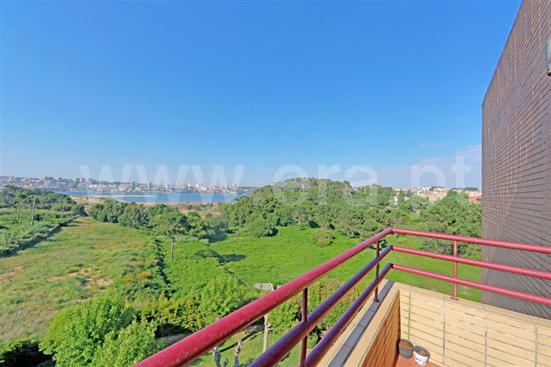 Apartamento T3 / Vila Nova de Gaia, Canidelo