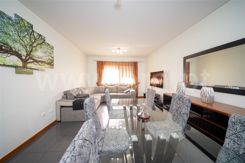 Apartamento T3 à venda em Grijó e Sermonde, €279.000