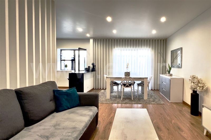 Apartamento T3 / Vila Nova de Gaia, Gulpilhares e Valadares