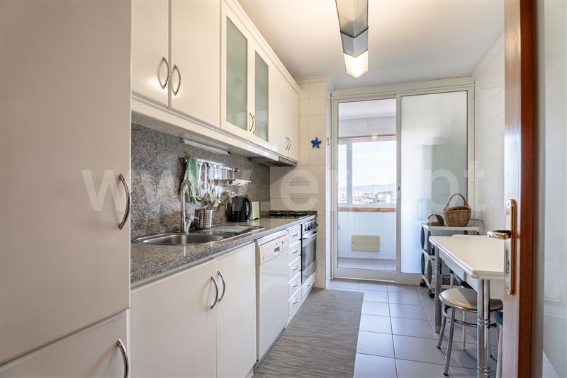 Apartamento T3 à venda em Mafamude e Vilar do Paraíso, Vila Nova de Gaia — foto 3
